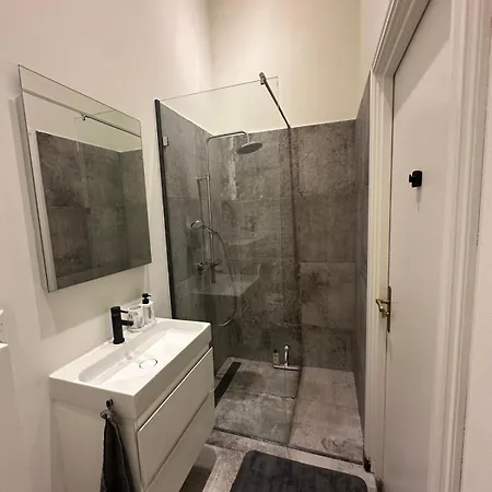 Comfortable Break La Haye